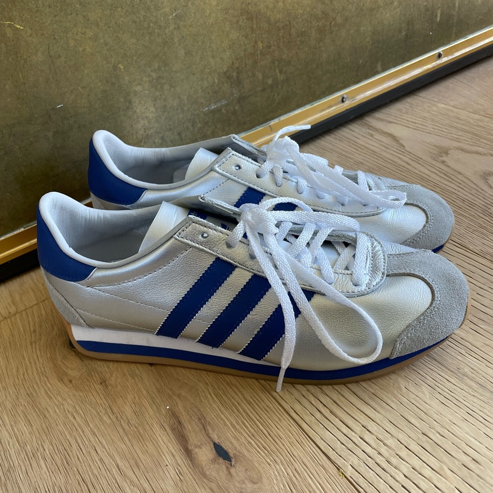 NEW Adidas Country OG Silver Blue Metallic Leather Gum Sole Sneakers NWOB - Picture 5 of 11
